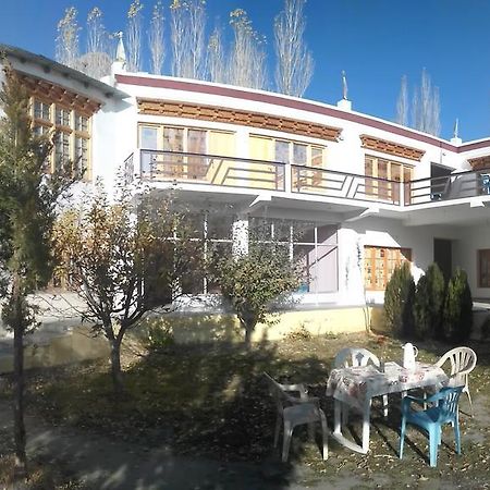 Goba Guest House Hundar Exterior foto